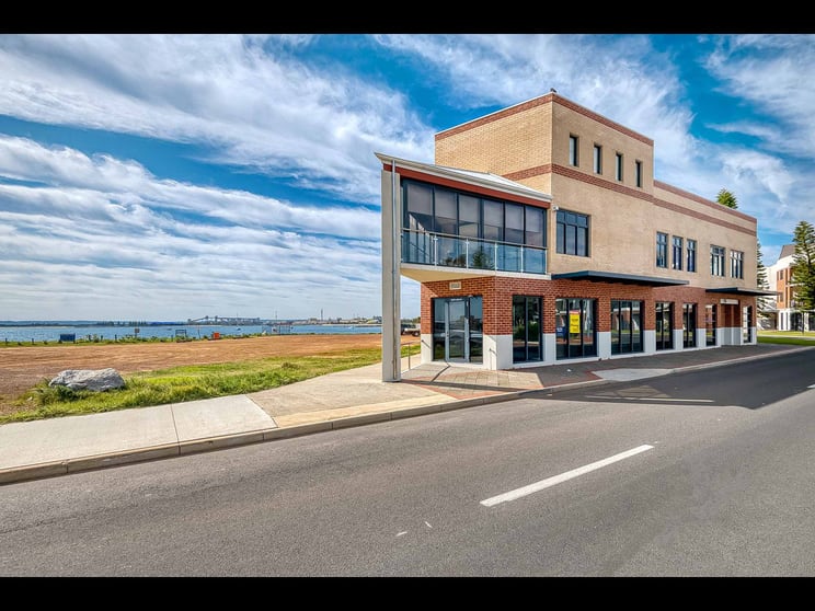 Unit 6B/29 Bonnefoi Boulevard Bunbury WA 6230 - Image 2