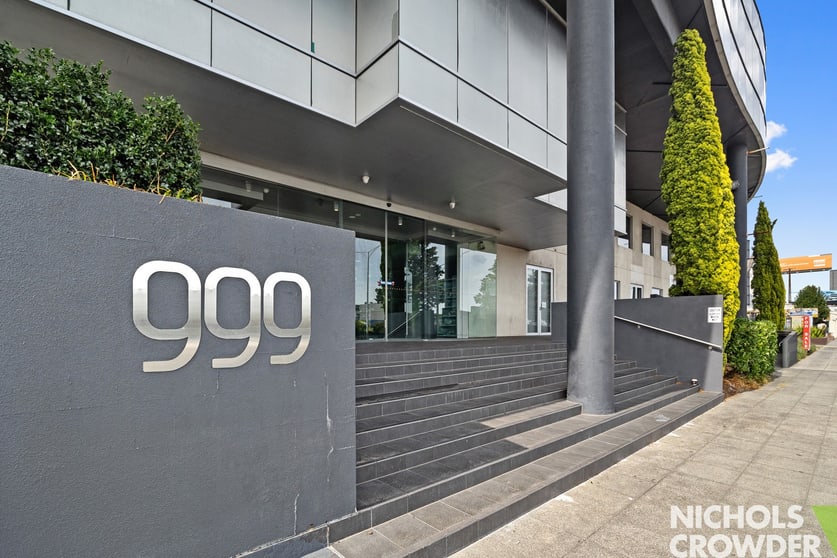Click to view all images 1.03/999 Nepean Highway Moorabbin VIC 3189 - Image 2