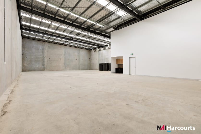 Click to view all images 11 Jutland Way Epping VIC 3076 - Image 2