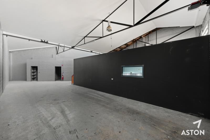 Click to view all images 1/1 Brisbane Street Eltham VIC 3095 - Image 2