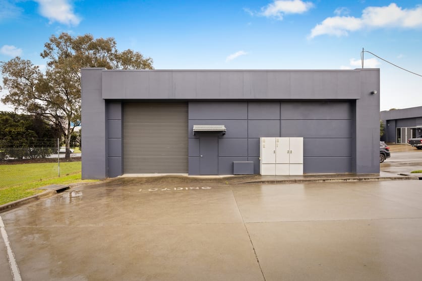 6b/1a Moorefield Park Drive Wodonga VIC 3690 - Image 3