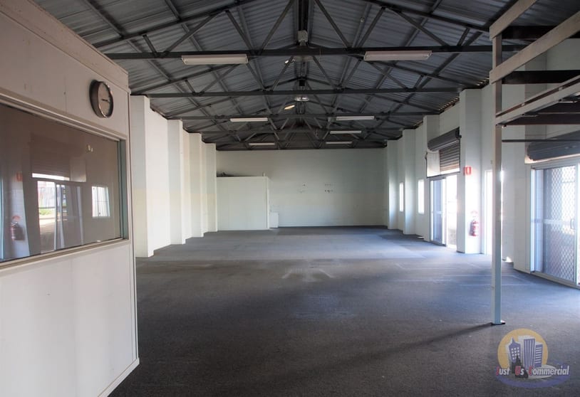 19 Macrossan Street Childers QLD 4660 - Image 2