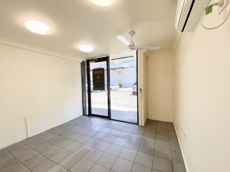 Click to view all images 9/72-78 Crocodile Crescent Mount St John QLD 4818 - Image 2