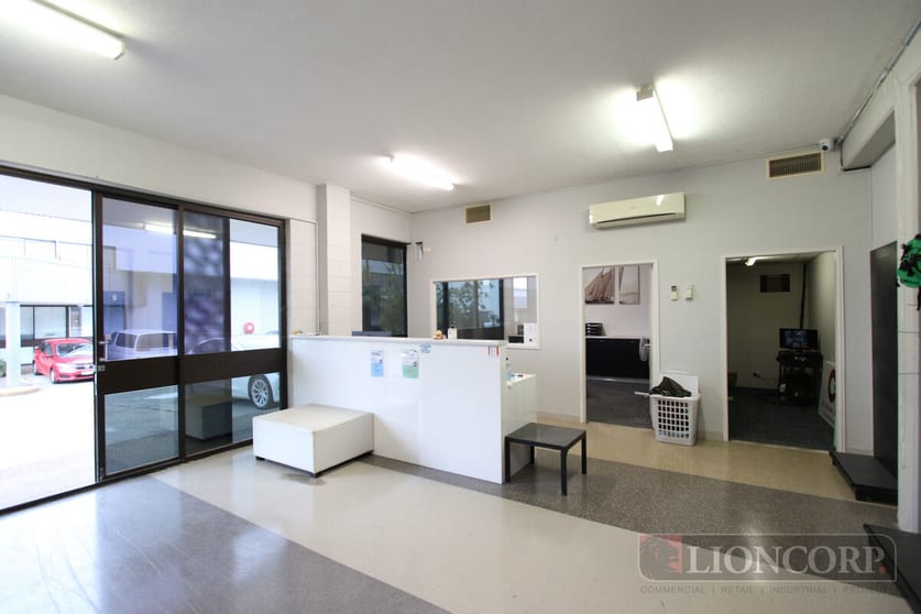 Click to view all images Underwood QLD 4119 - Image 2