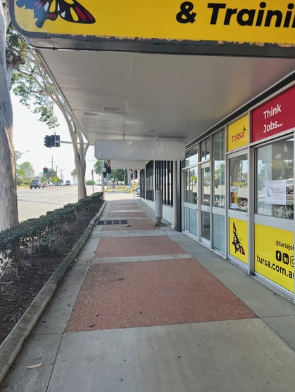 Click to view all images 4/77 King Street Caboolture QLD 4510 - Image 2