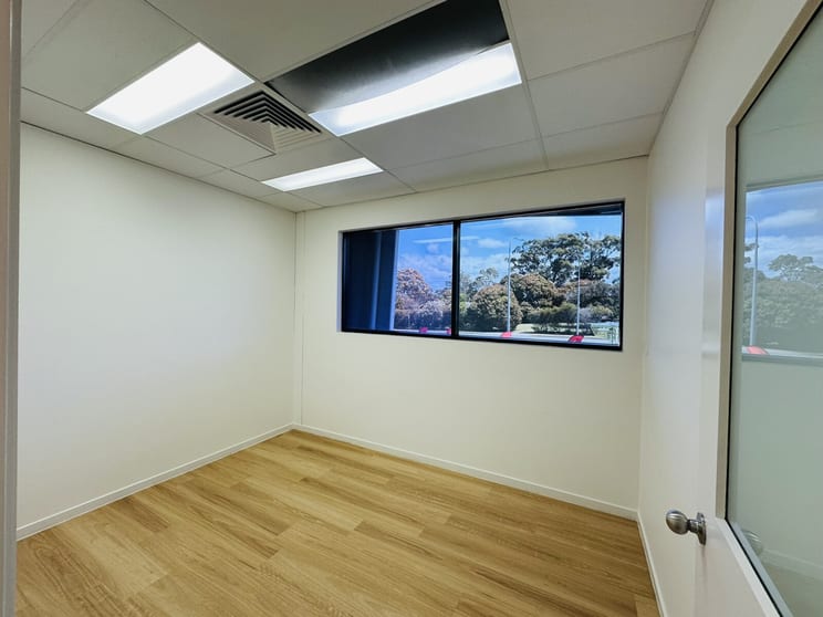 Click to view all images 11B/27 Evans Street Maroochydore QLD 4558 - Image 3