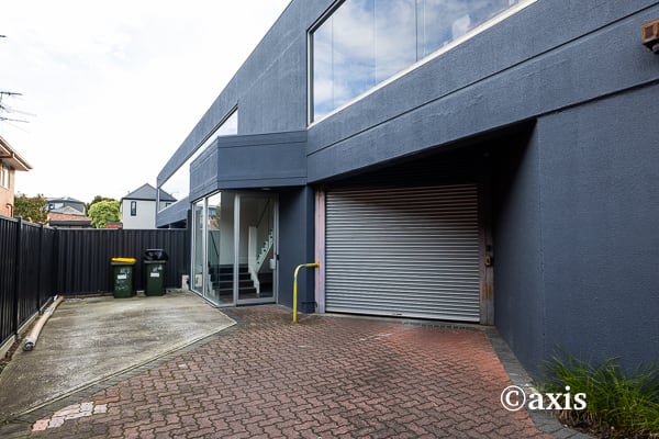 Click to view all images B/589 Glen Huntly Road Elsternwick VIC 3185 - Image 2