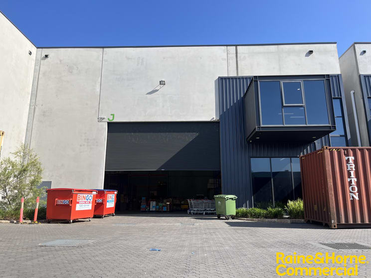 Click to view all images BUILDING J/61 Roberts Road Greenacre NSW 2190 - Image 2