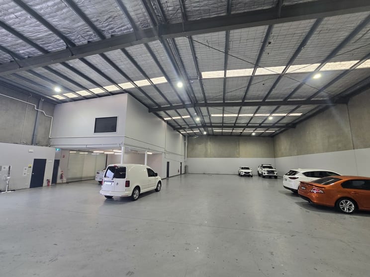 Click to view all images Seven Hills NSW 2147 - Image 1