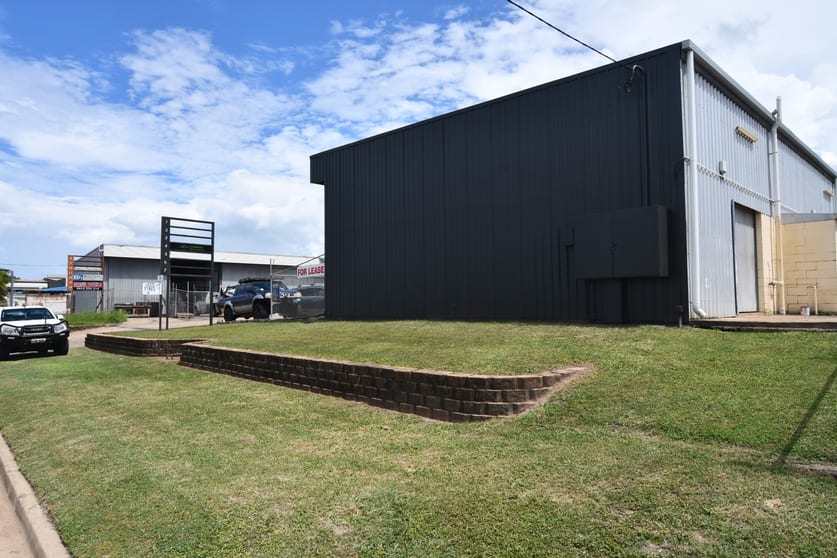 Click to view all images 44 Camuglia Street Garbutt QLD 4814 - Image 2