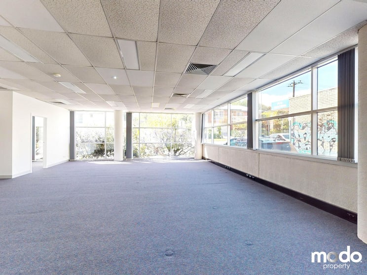 Click to view all images 4/96 Manchester Road Mooroolbark VIC 3138 - Image 2