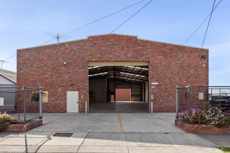 Click to view all images 9 Bloomsbury Street Newtown VIC 3220 - Image 1