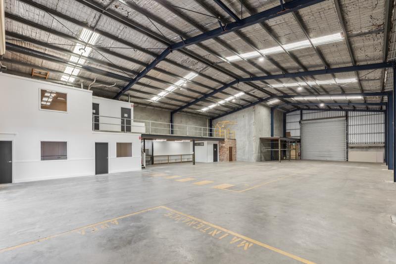 Click to view all images 9 Bloomsbury Street Newtown VIC 3220 - Image 2