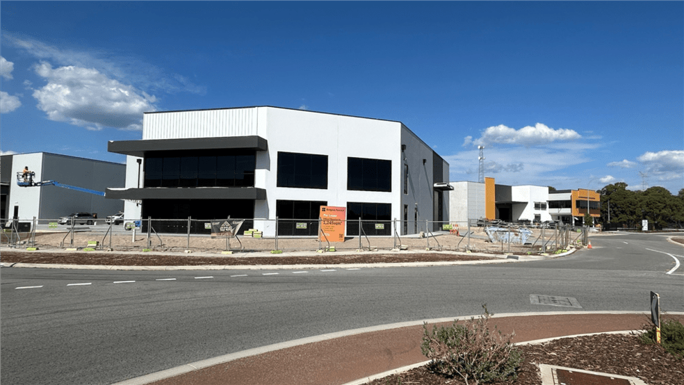 Click to view all images 263 Allen Road Forrestdale WA 6112 - Image 1