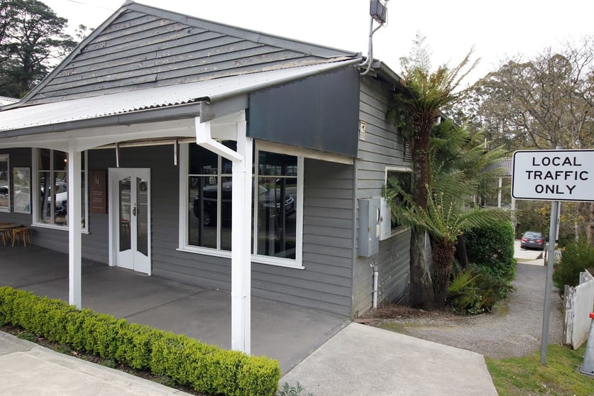 Click to view all images 1/372 Mount Dandenong Tourist Road Sassafras VIC 3787 - Image 1