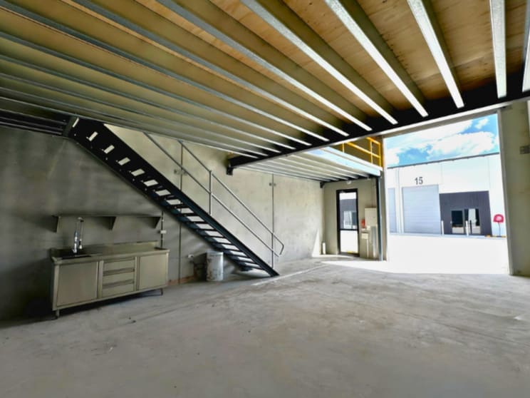 Click to view all images Unit 8/4 Triennium Road Somersby NSW 2250 - Image 2