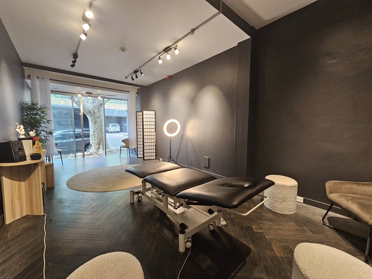 Click to view all images 193-195 Victoria Street Potts Point NSW 2011 - Image 1