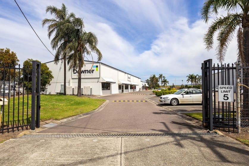 Click to view all images 17 Galleghan Street Hexham NSW 2322 - Image 2