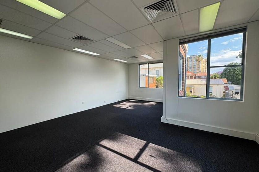 Click to view all images 6/142 Spit Road Mosman NSW 2088 - Image 3