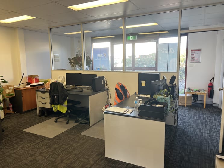 Click to view all images Unit 5, 12 Channel Road Mayfield West NSW 2304 - Image 2
