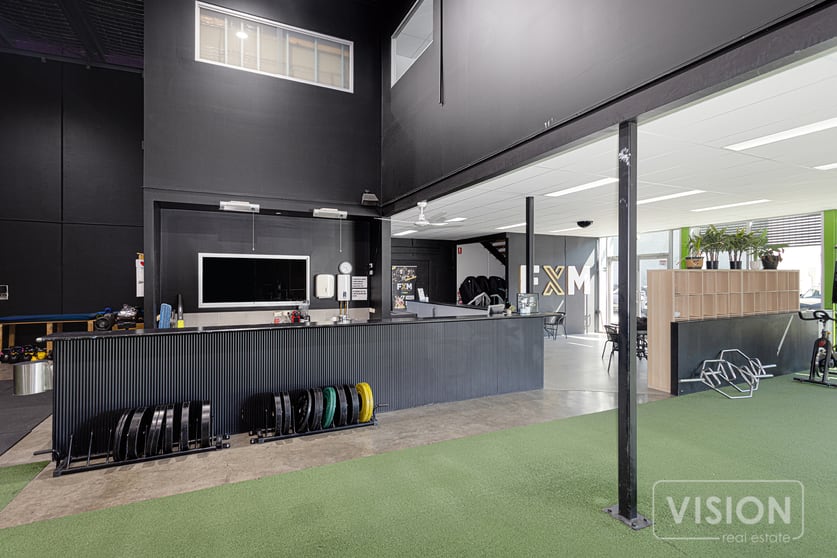 Click to view all images 2/38 White Street Port Melbourne VIC 3207 - Image 2