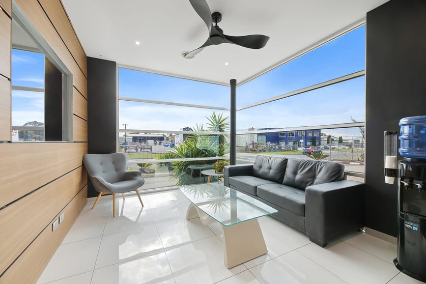 Click to view all images 14 Stratton Drive Traralgon VIC 3844 - Image 3