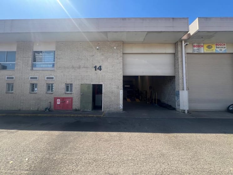 Click to view all images Unit 14/25-31 Airds Road Minto NSW 2566 - Image 1