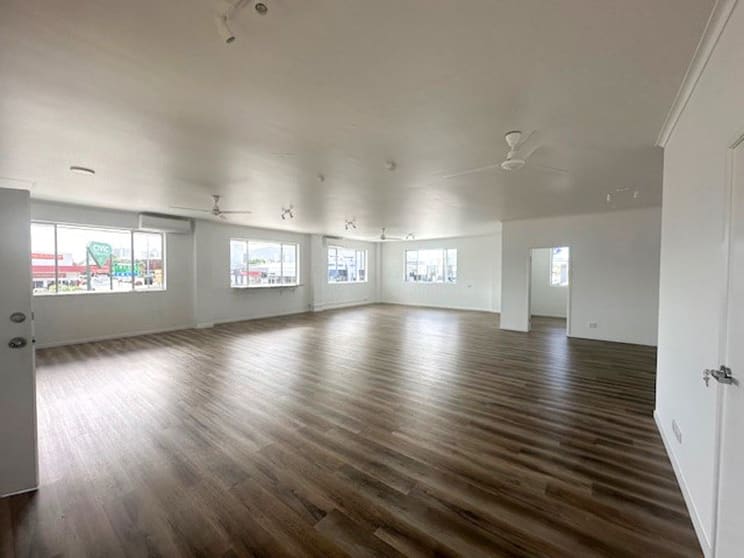 Click to view all images 10&11/49 McLeod Street Cairns City QLD 4870 - Image 1