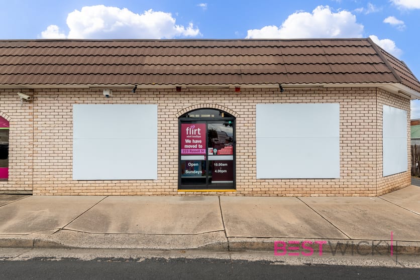 3/235 Russell St Bathurst NSW 2795 - Image 1