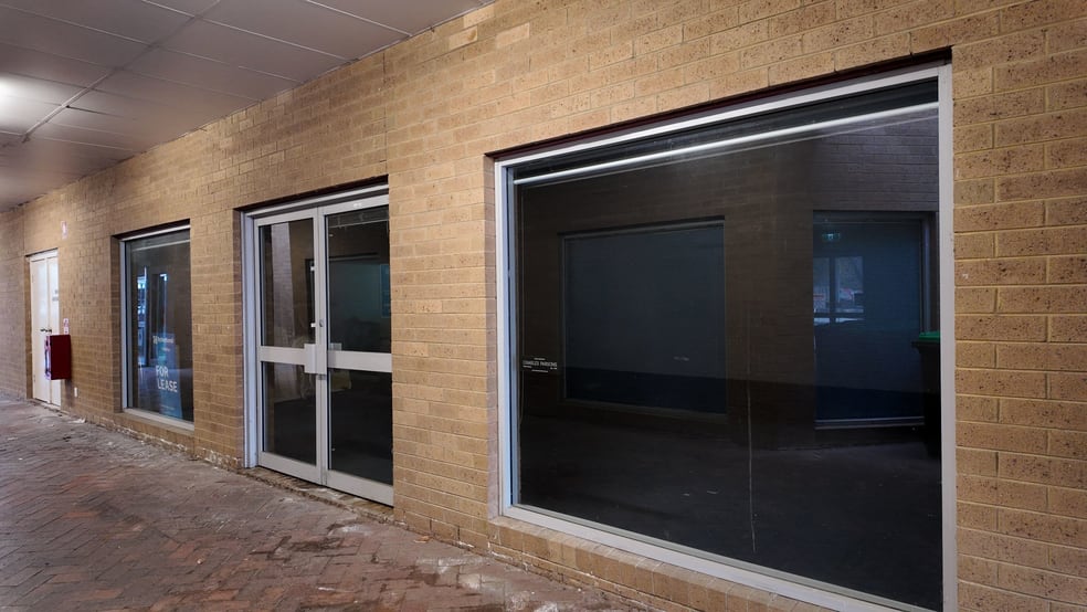 Click to view all images 10/43 Commercial Street Korumburra VIC 3950 - Image 2