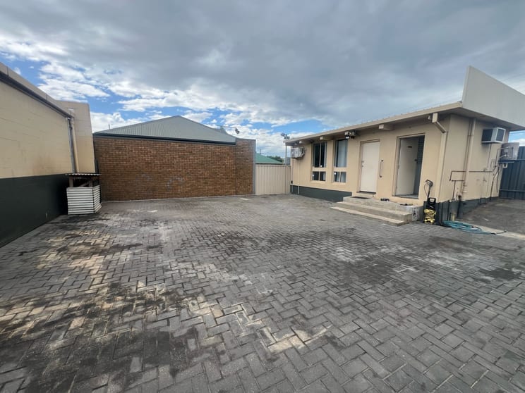 Click to view all images 277 North East Road Hampstead Gardens SA 5086 - Image 3