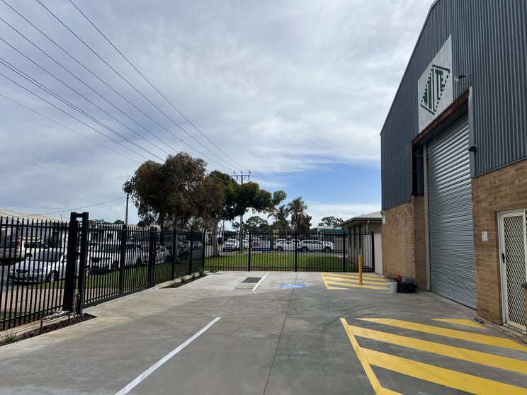 Click to view all images 1/24 Acrylon Road Salisbury South SA 5106 - Image 3