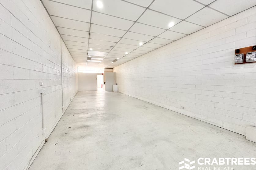 Click to view all images 38A Scotsburn Avenue Clayton VIC 3168 - Image 2