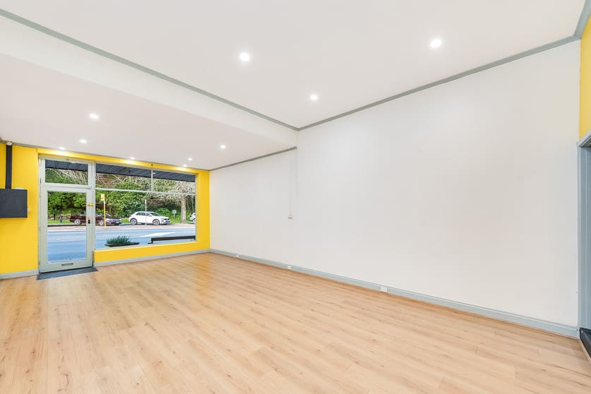 Click to view all images 214 Mount Barker Road Aldgate SA 5154 - Image 3
