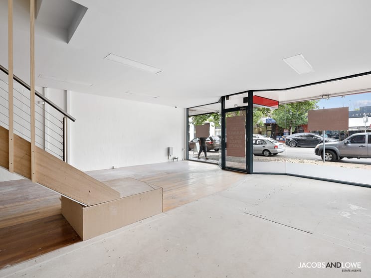 Click to view all images 220 Main Street Mornington VIC 3931 - Image 2