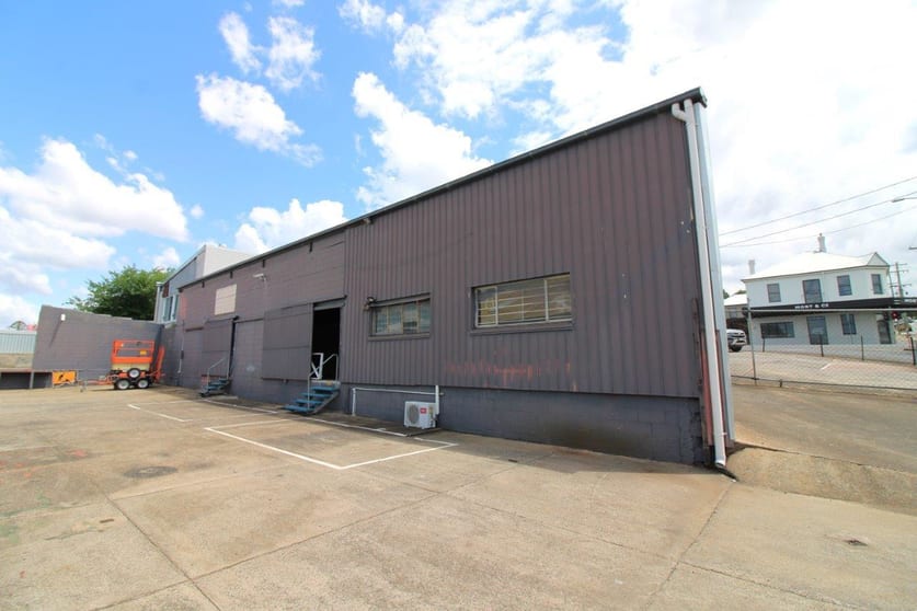 Click to view all images 5/3 Bellevue Street Toowoomba City QLD 4350 - Image 3