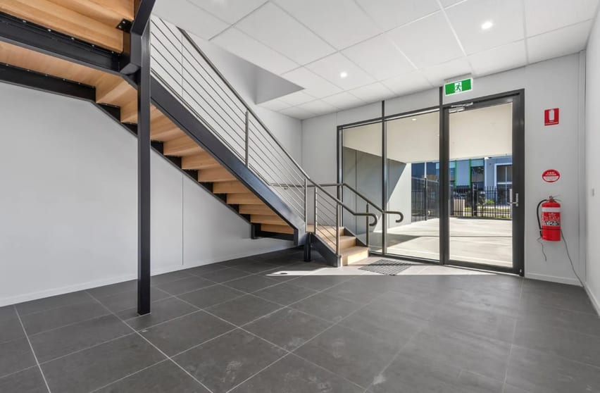 2/27 industrial Circuit Cranbourne West VIC 3977 - Image 2