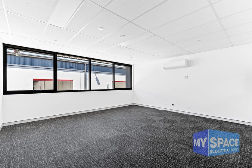 Click to view all images 126/2 The Crescent Kingsgrove NSW 2208 - Image 3