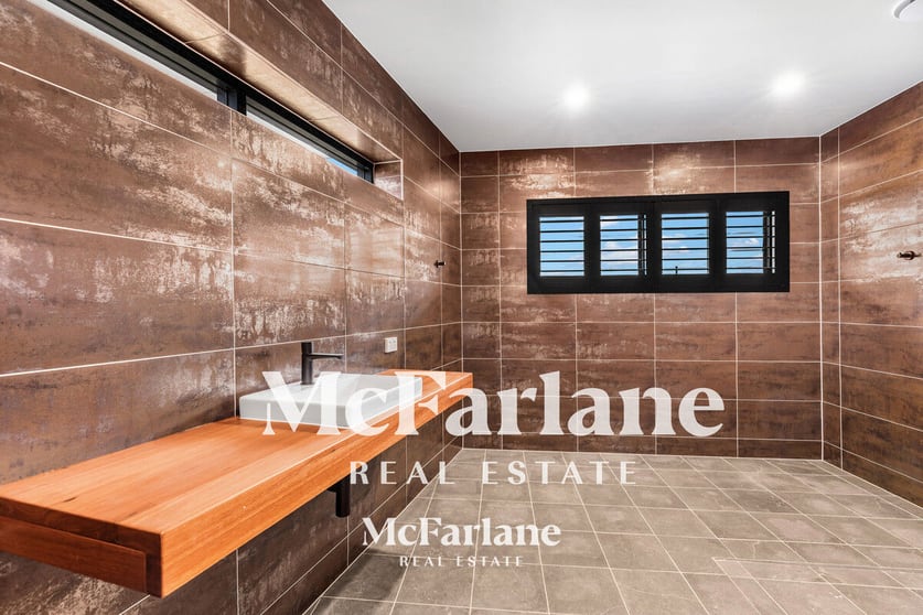Click to view all images 17/8 Spit Island Close Mayfield West NSW 2304 - Image 3