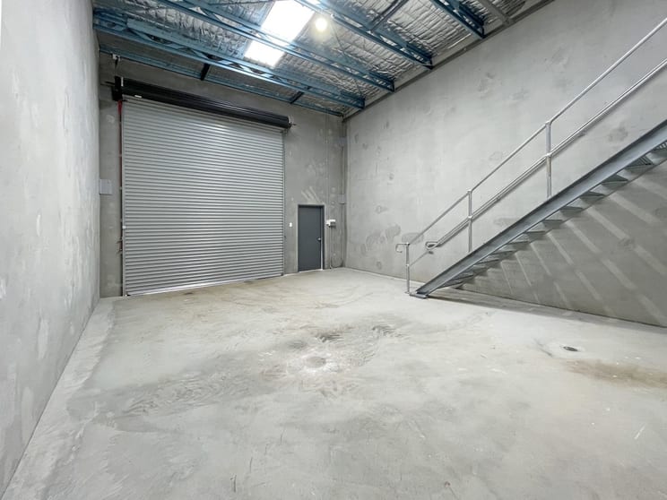 Click to view all images 25/2 Edison Rise Wangara WA 6065 - Image 2