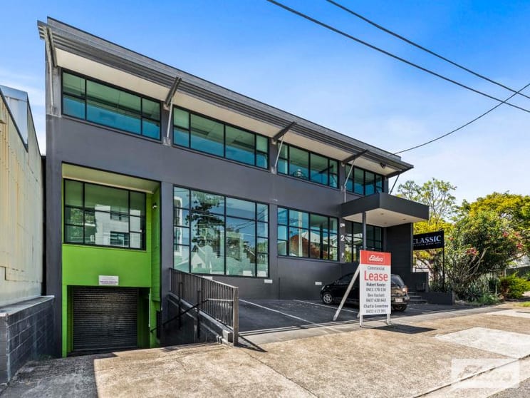 Click to view all images 2 Heaslop Street Woolloongabba QLD 4102 - Image 1
