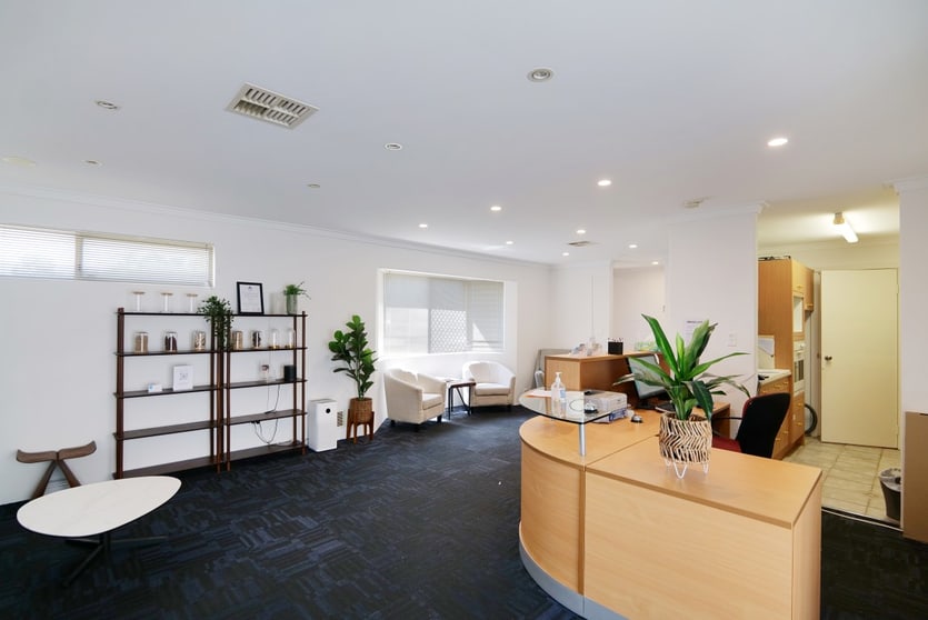 Click to view all images 80 Farrington Road Leeming WA 6149 - Image 3