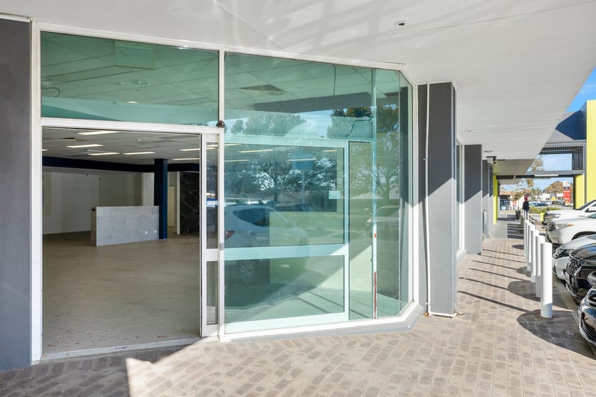 Click to view all images 1/179 - 181 High Road Willetton WA 6155 - Image 3