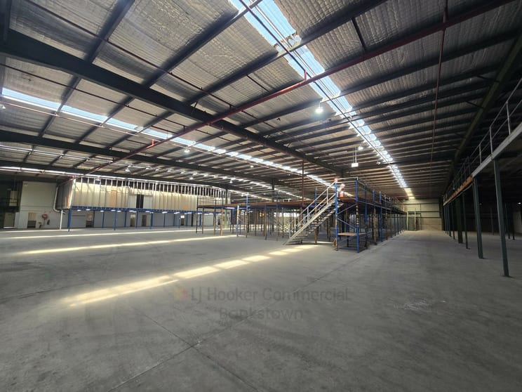 Click to view all images Wetherill Park NSW 2164 - Image 1