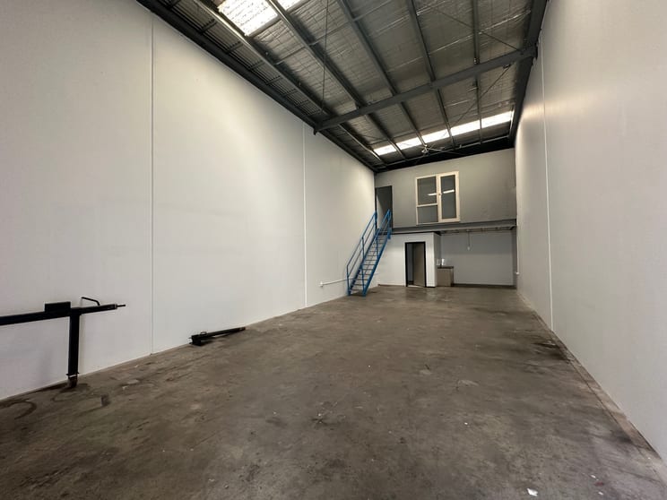 Click to view all images 14/36 Merri Concourse Campbellfield VIC 3061 - Image 2