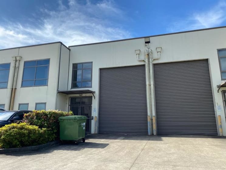 Click to view all images Unit 2/4 Birmingham Avenue Villawood NSW 2163 - Image 1
