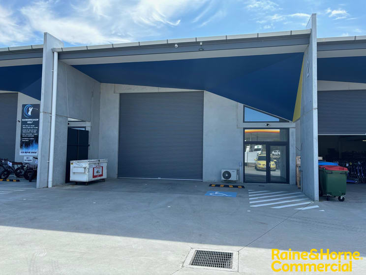 Click to view all images Unit 2/122 Cambridge Park Drive Cambridge TAS 7170 - Image 2
