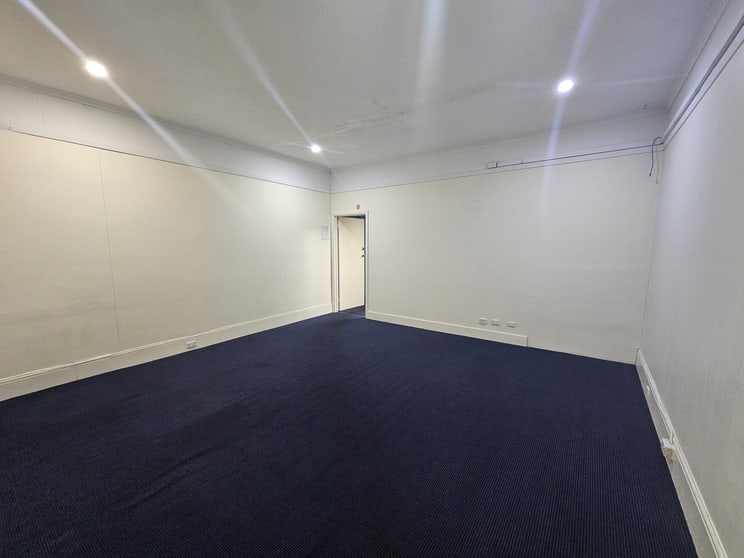 Click to view all images Level 1/33 Elizabeth Street Hobart TAS 7000 - Image 3