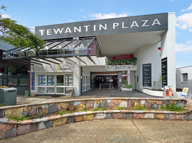 Click to view all images 5b/113 Poinciana Avenue Tewantin QLD 4565 - Image 1