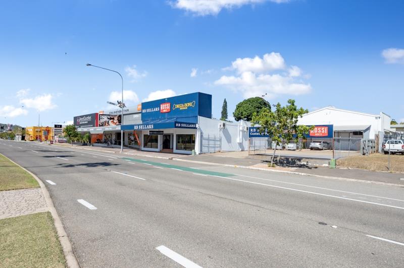 Click to view all images 184-186 Charters Towers Road Hermit Park QLD 4812 - Image 1